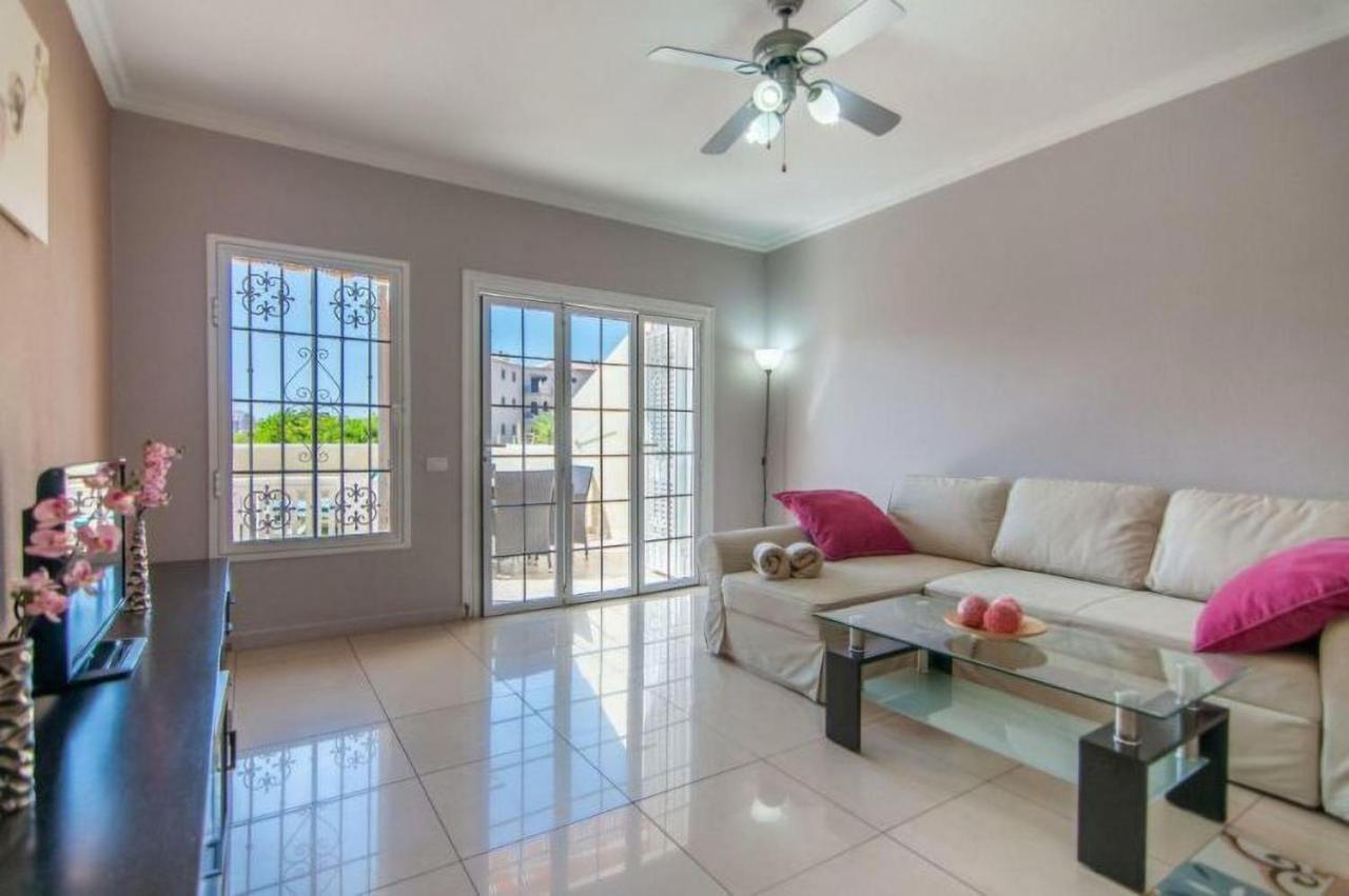 1 Bedroom Cristianos Vistas
