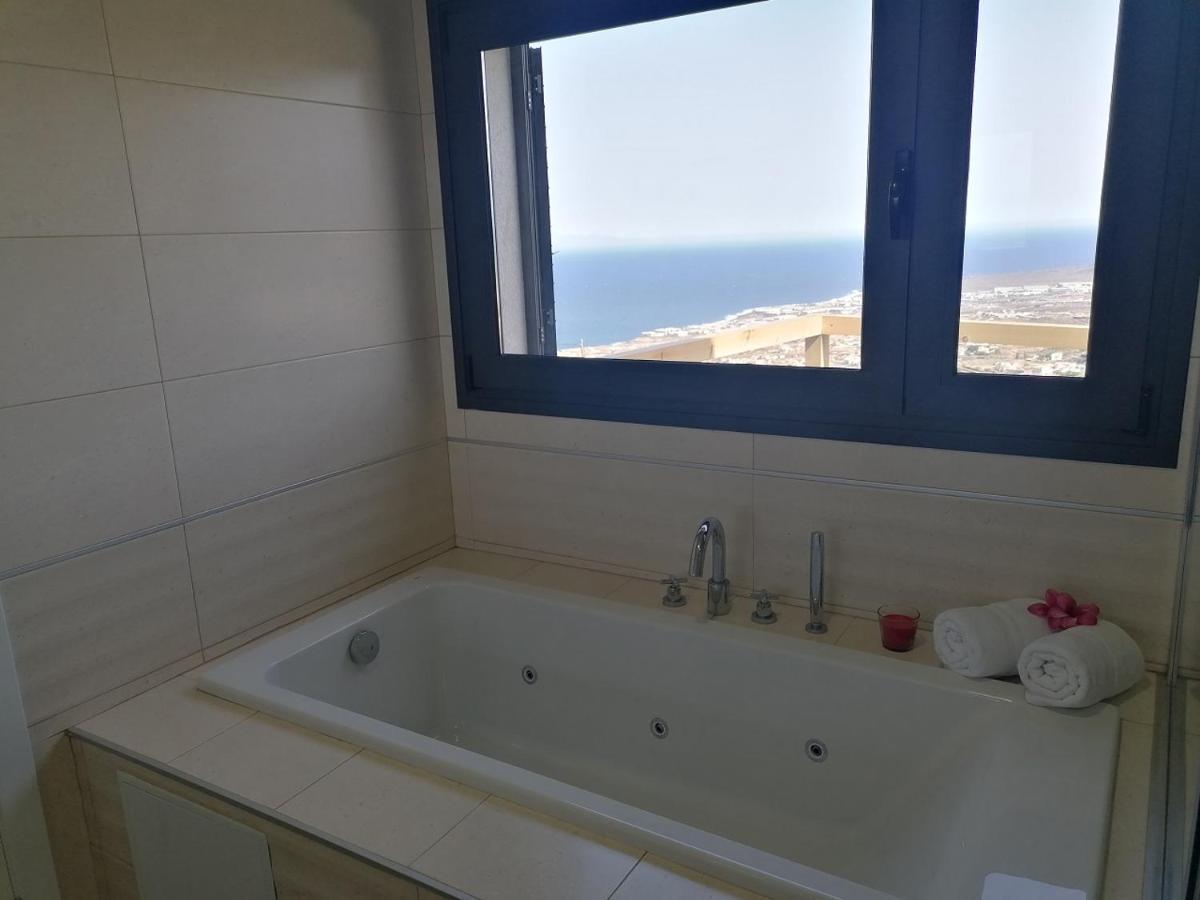 “la Florida” - Wonderful Views - Pool - Wifi Villa *