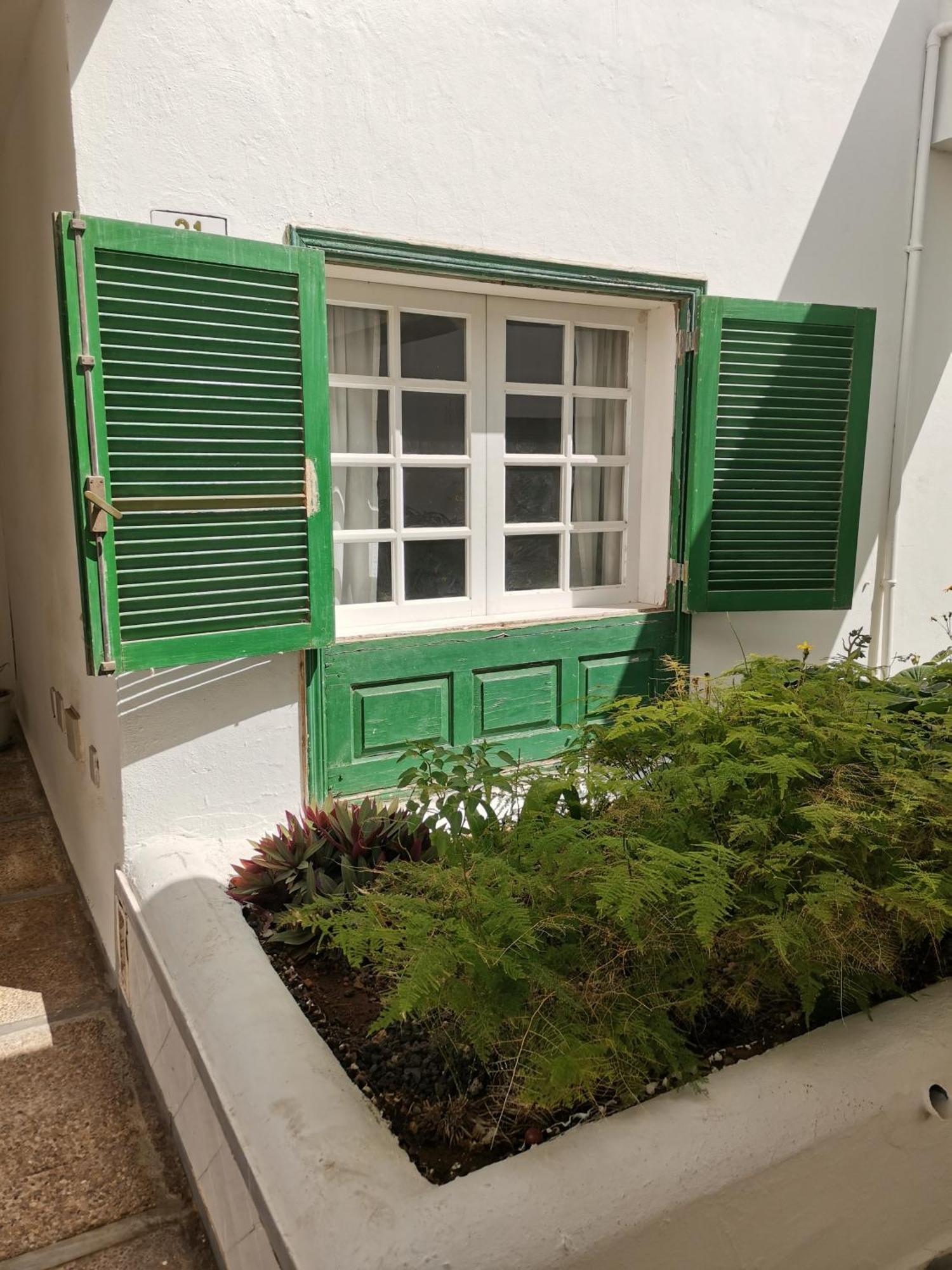 Appartement Balancon Pool Ii