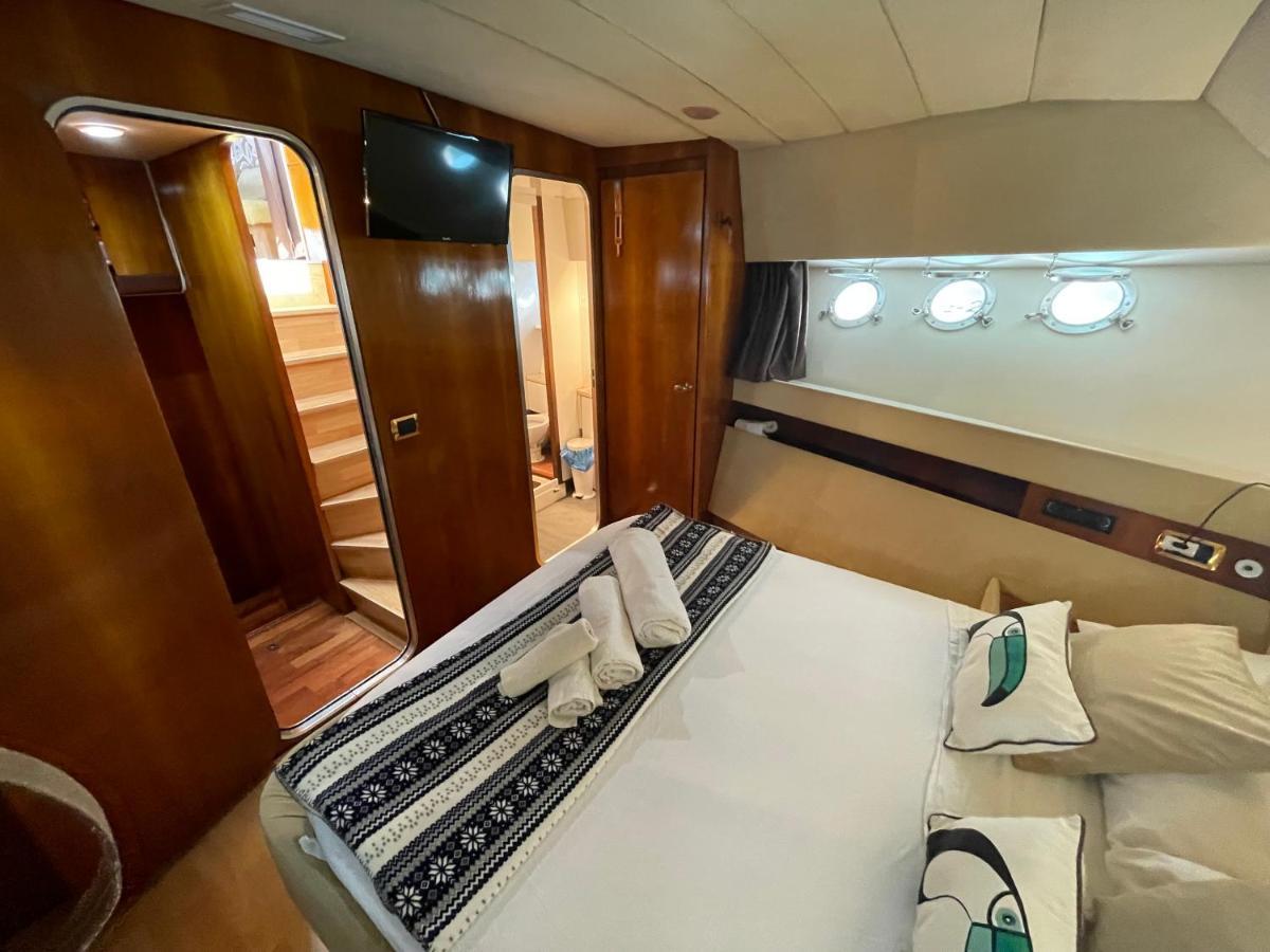 Wonderful Yatch To Rent At Tenerif South Botel *
