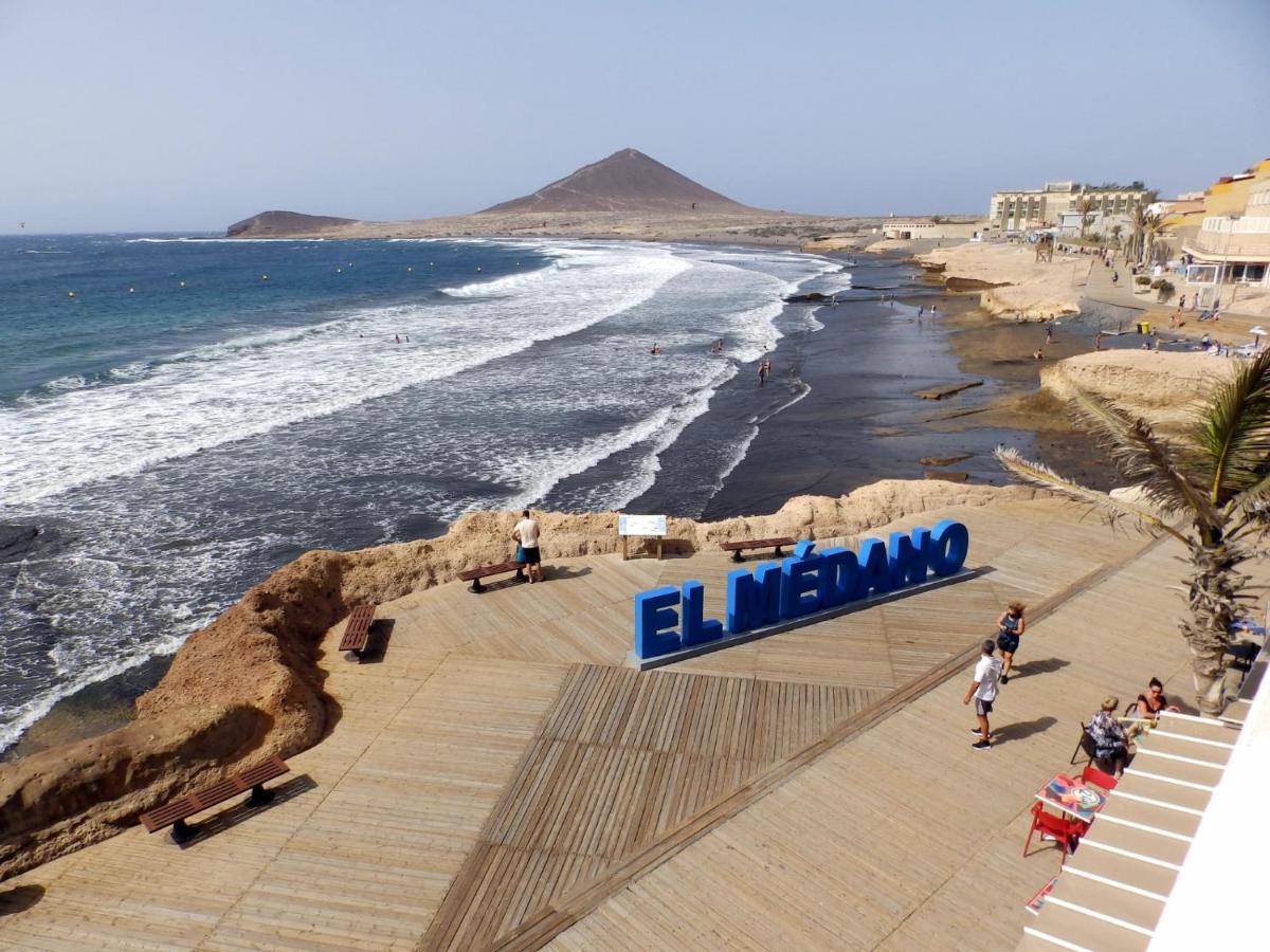 Costa Roja Views El Medano (Tenerife)