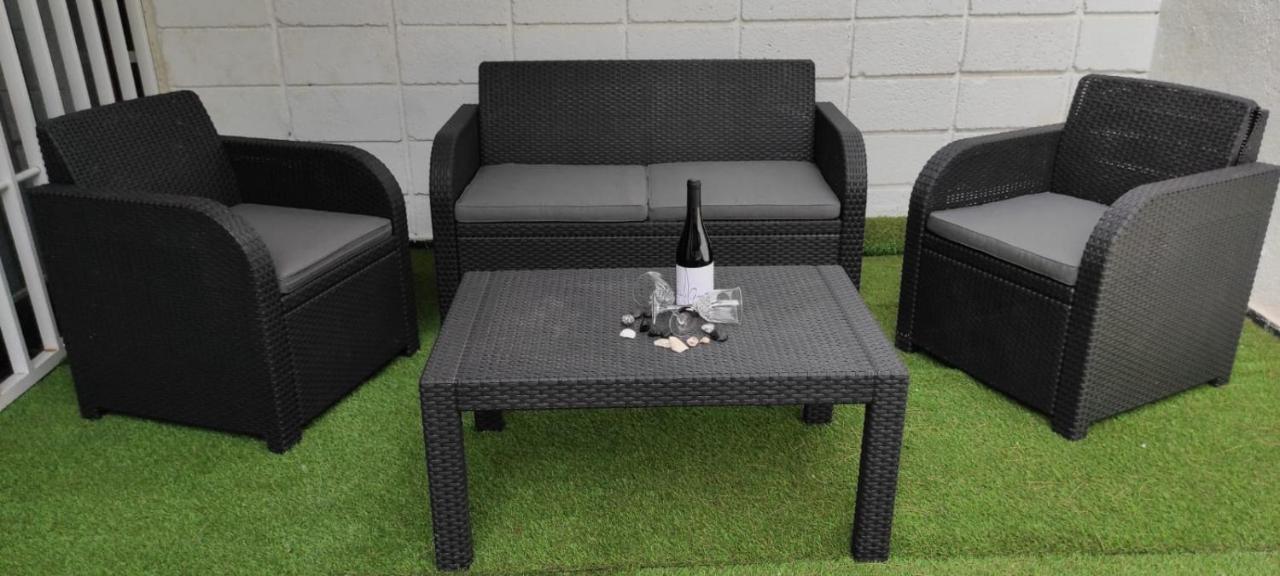 Apartamento Con Terraza Privada En Playa De Americas