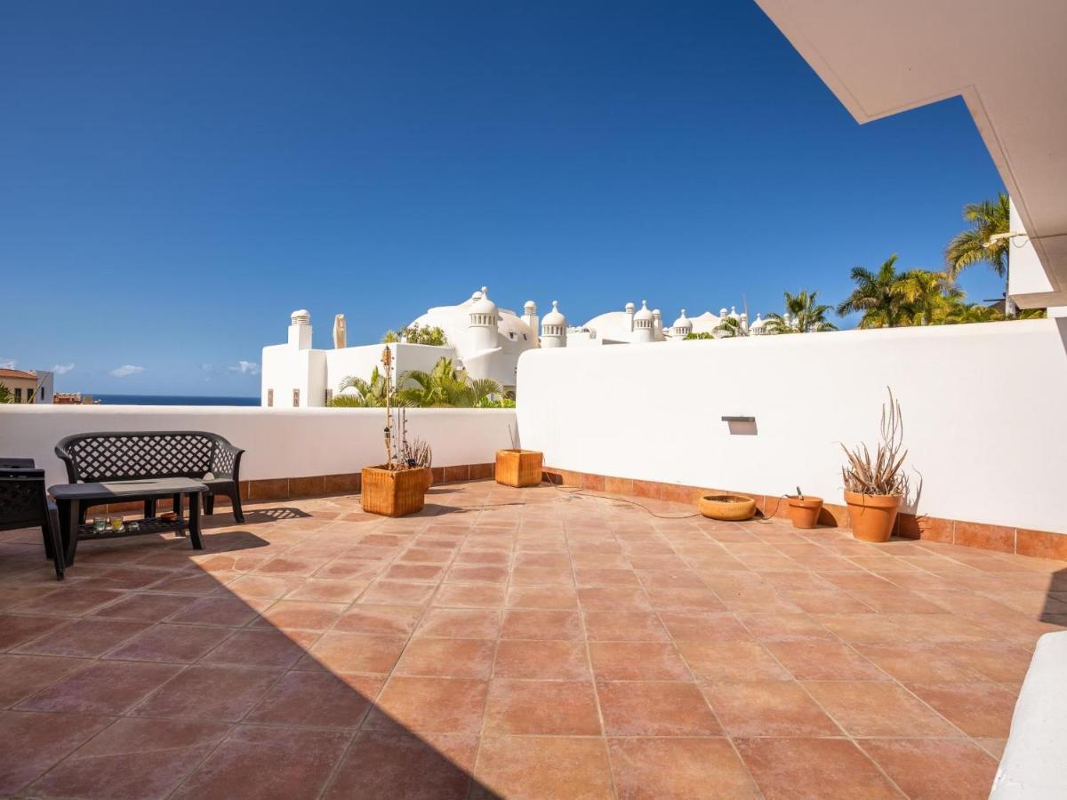 Paradise Apartment *