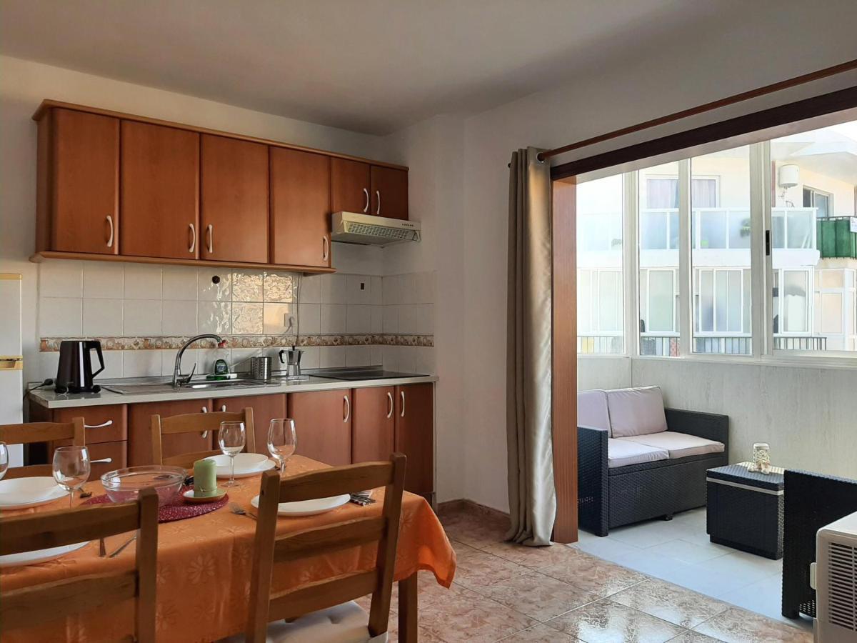 Perfectly Located With Pool Apartamento Playa de las Américas