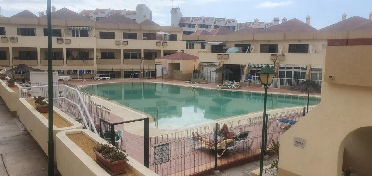 Mareverde Vista Mare Con Tres Piscinas *