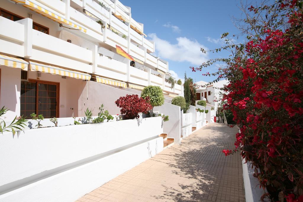 Club Olympus In Garden Apartment