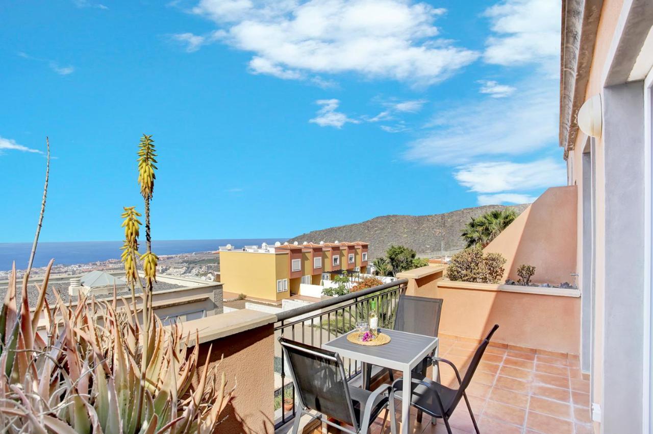 Enjoys Sea Views Tenerife South Island *