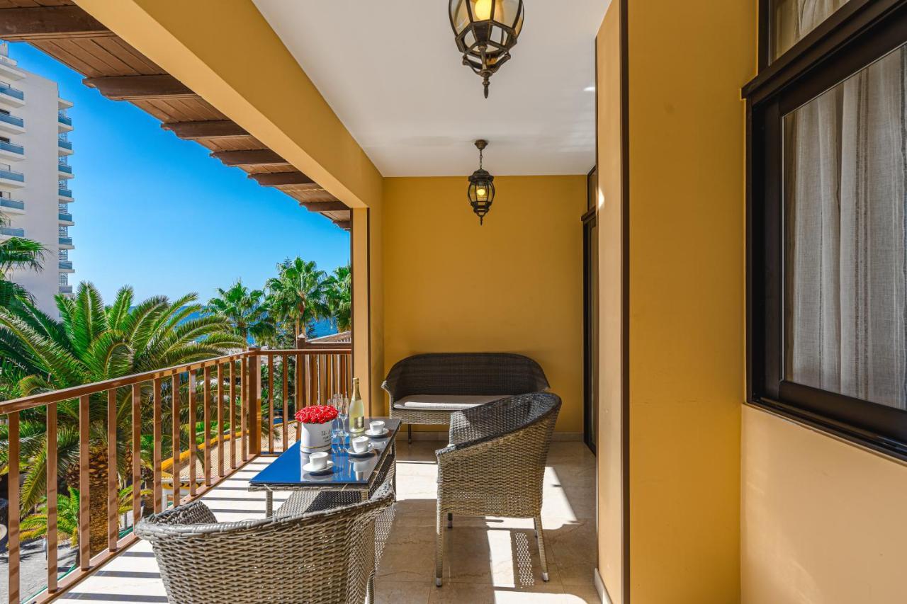 Appartement Amazing 3 Bedroom On The First Line Of The Americas Beach, Air Conditioner And Terrace Ocean View *