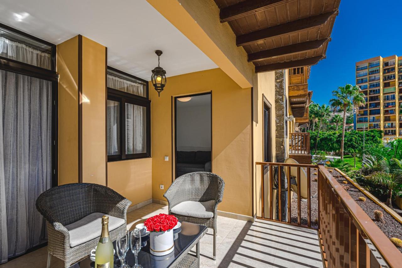 Appartement Amazing 3 Bedroom On The First Line Of The Americas Beach, Air Conditioner And Terrace Ocean View *