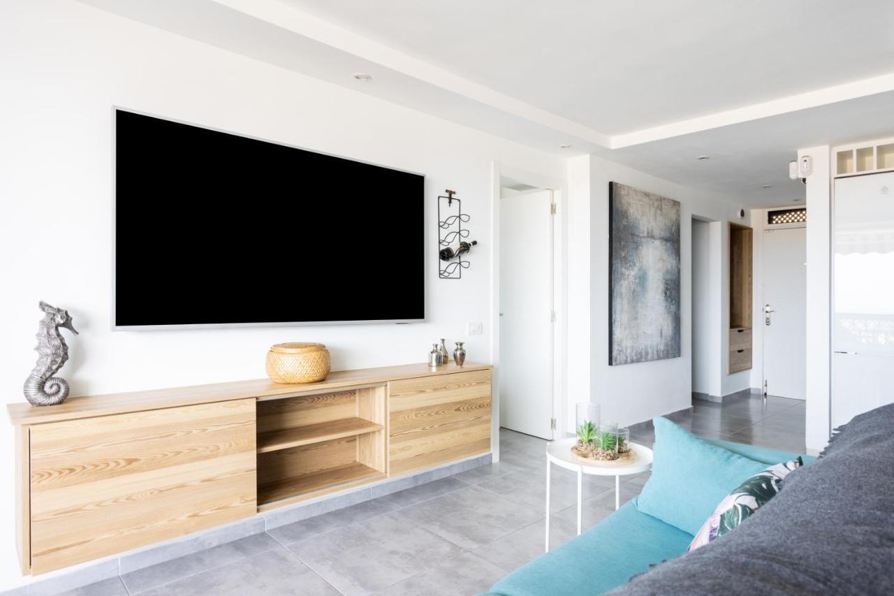 Royal Sunset Loggia Apartment