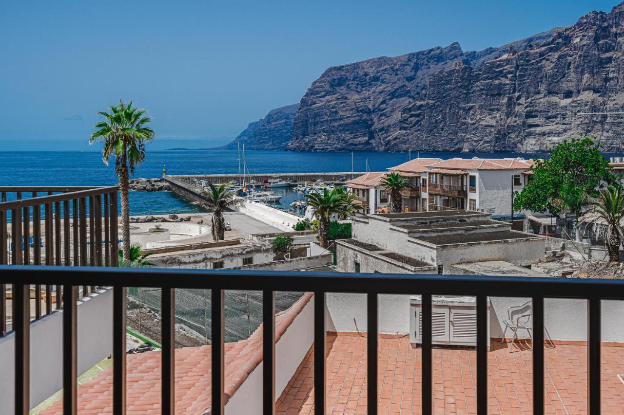 Amazing Atlantic And Breathtaking Mountains Views * Acantilado de los Gigantes