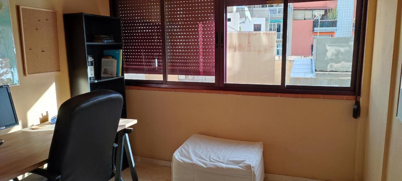 Apartamento Con Garaje En El Corazon De Santa Cruz *