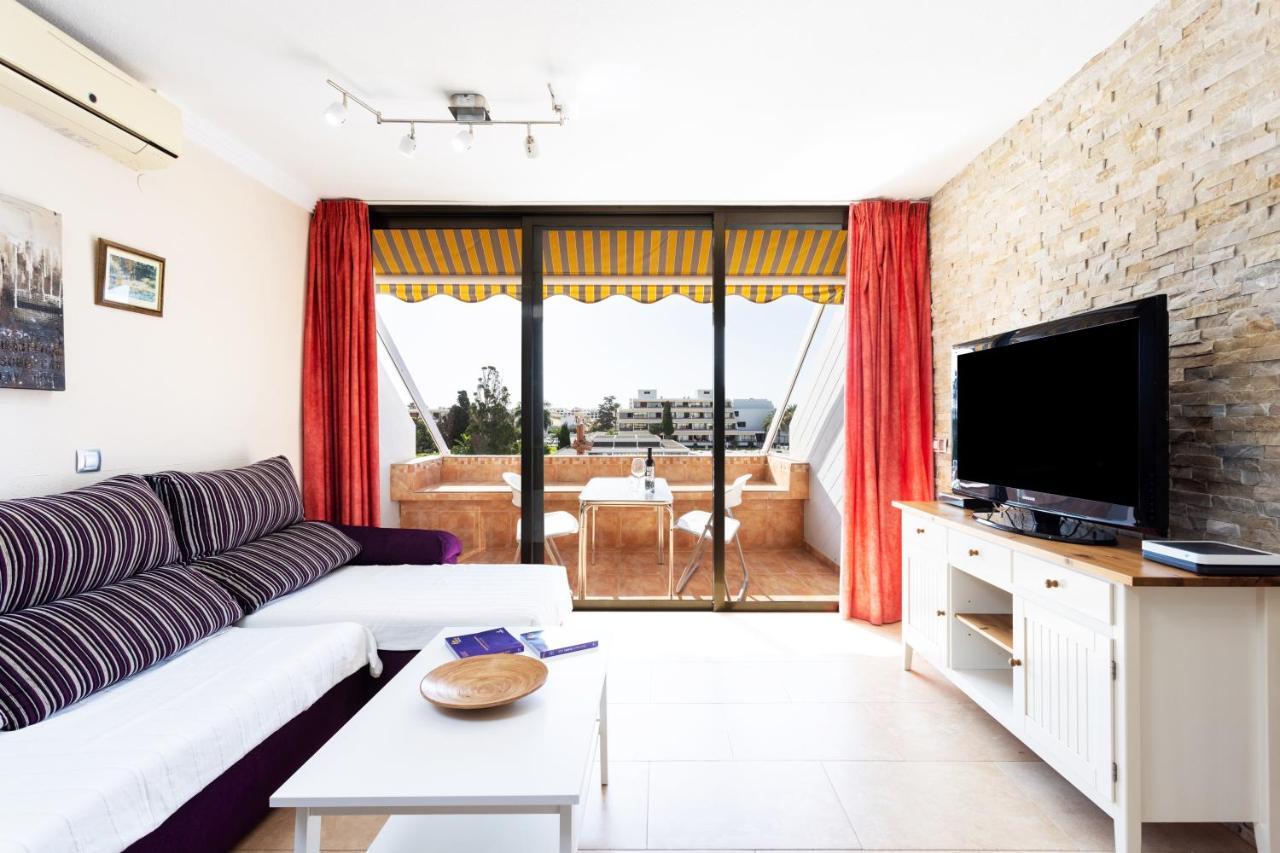 Listen The Silence - 355 Arona (Tenerife)