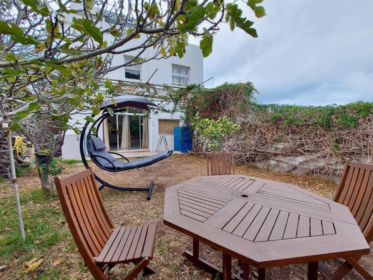 Casa Ana Con Pequeno Jardin *