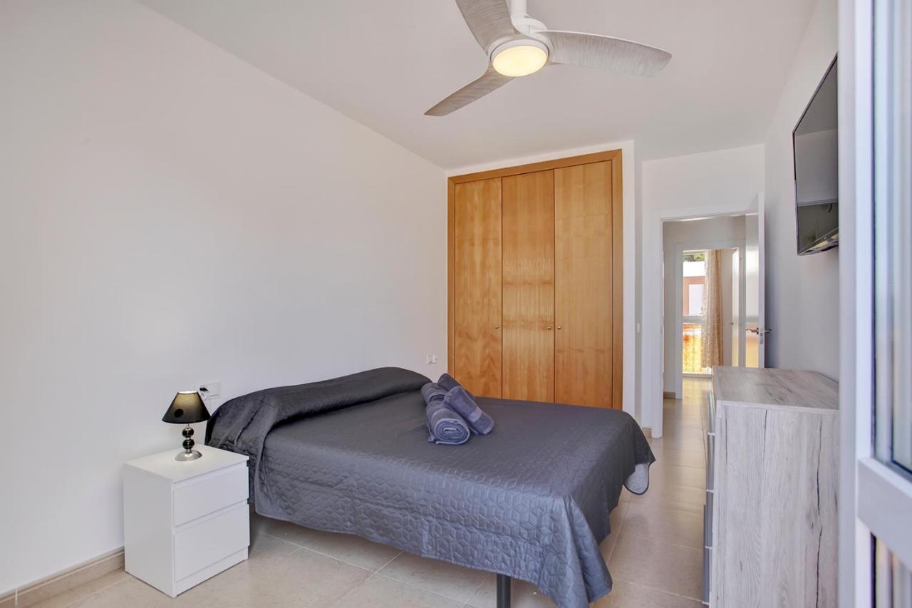 Enjoys Sea Views Tenerife South Island Apartment