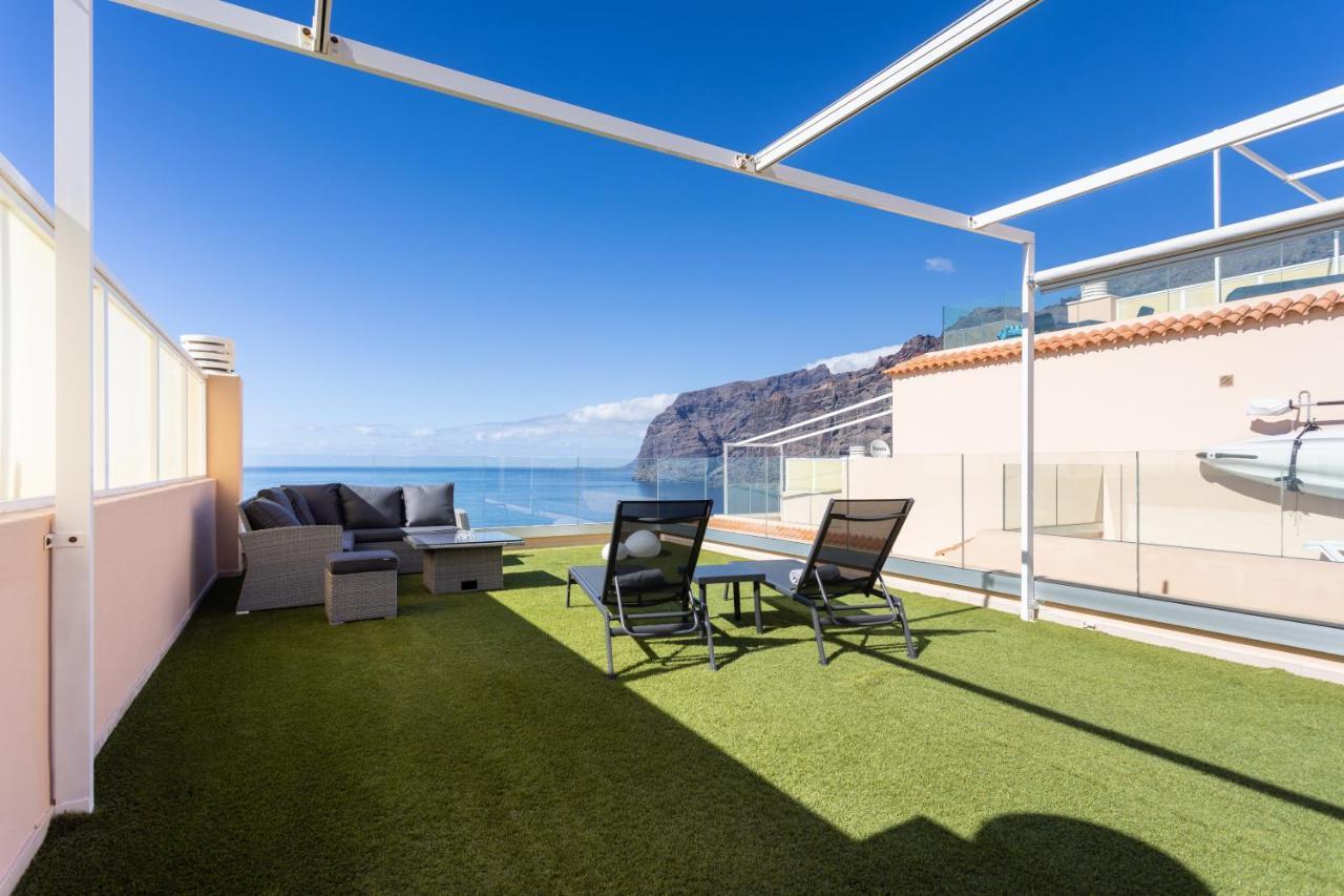 Apartment Spectacular Penthouse With Amazing Views *