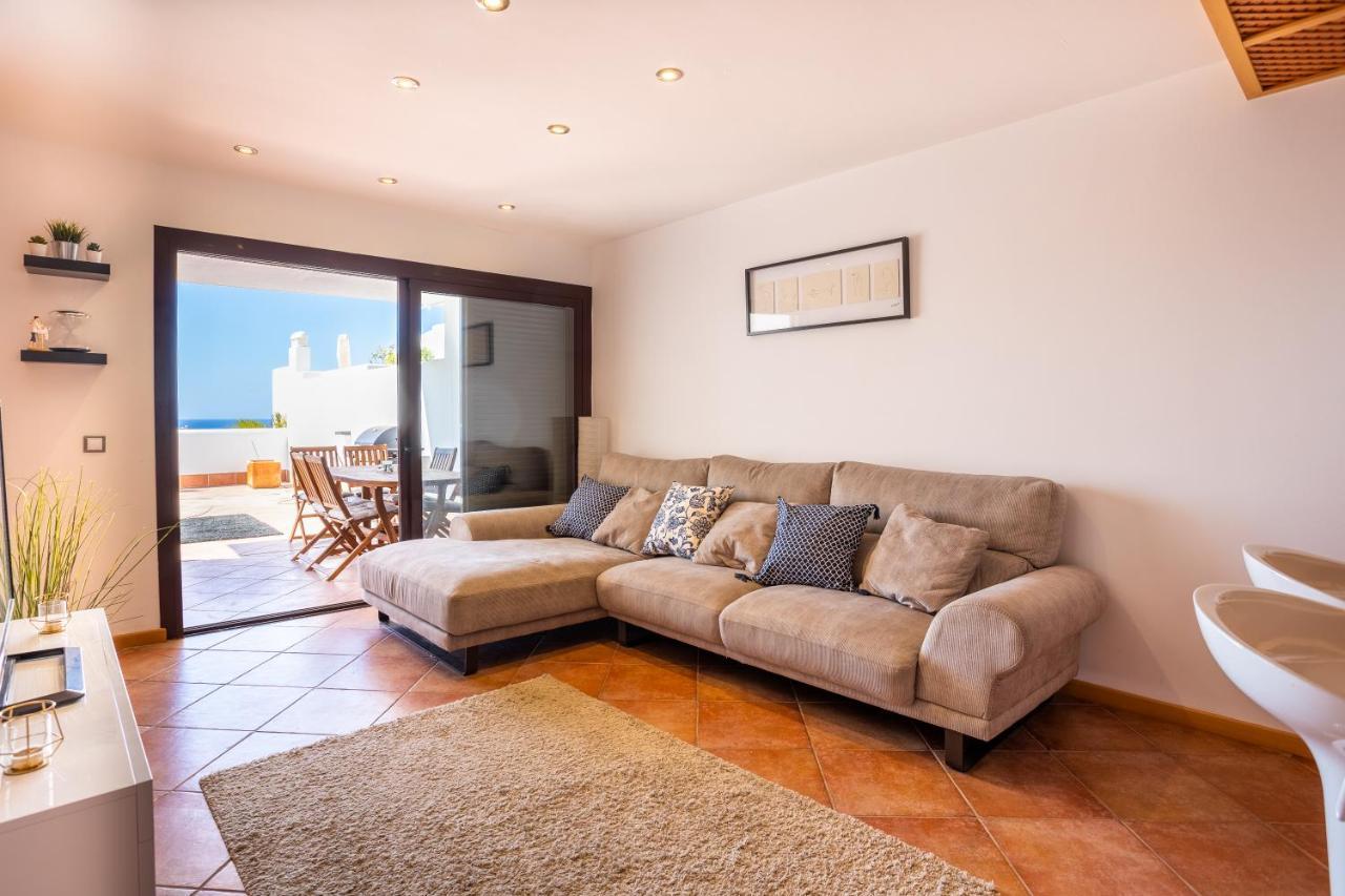 Paradise Apartment *