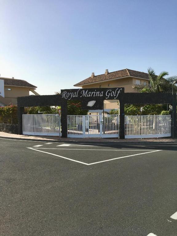 Deluxe Apt. 110qm+terrasse 60qm Pool Wifi Golf Yachthafen San Miguel de Abona