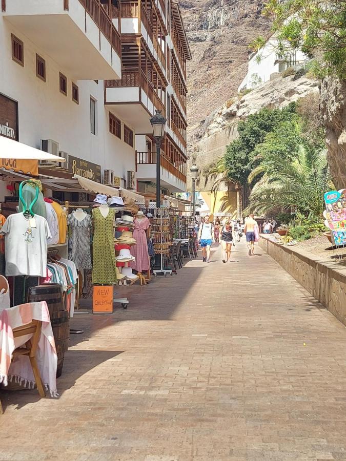 Poblado Marinero, Gigantes 1 Acantilado de los Gigantes
