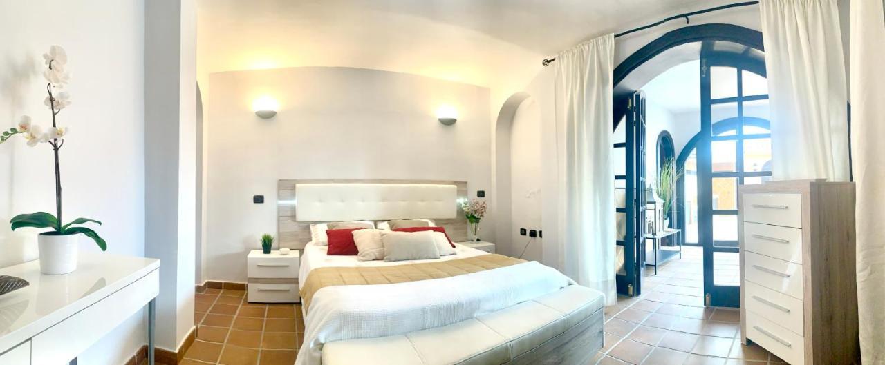 Your Holidays - Sta Monica - Villa Costa Adeje (Tenerife)