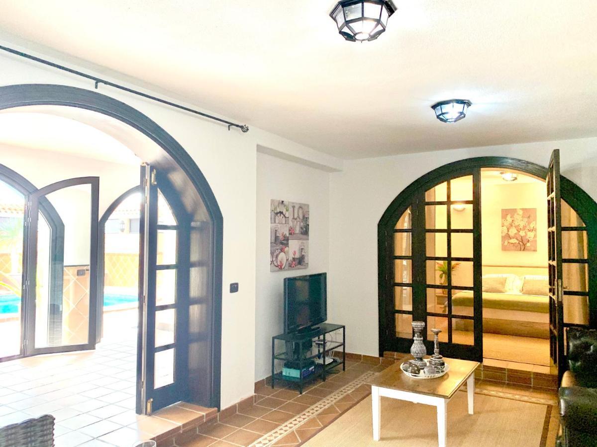Your Holidays - Sta Monica - Villa Costa Adeje (Tenerife)