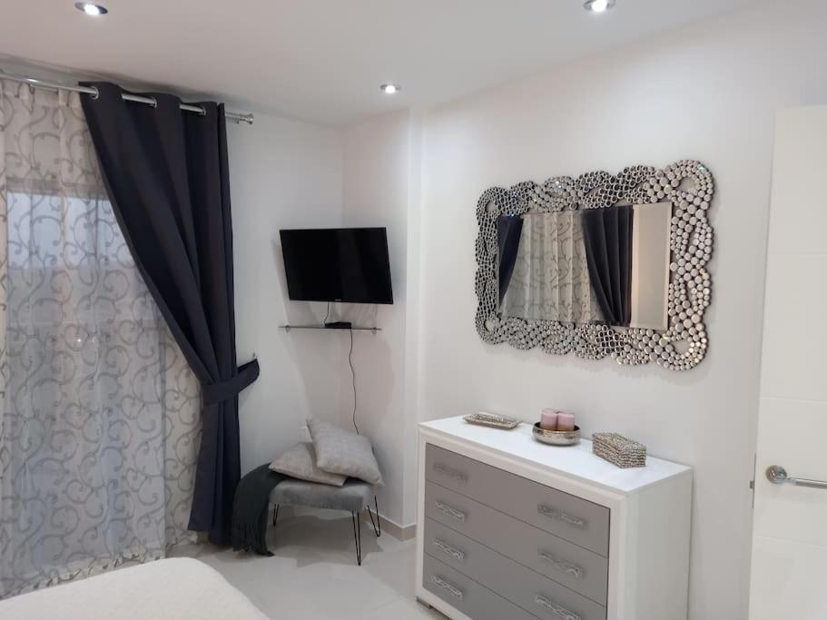 Apartamento Con Impresionantes Vistas Y Piscina Costa Adeje (Tenerife)
