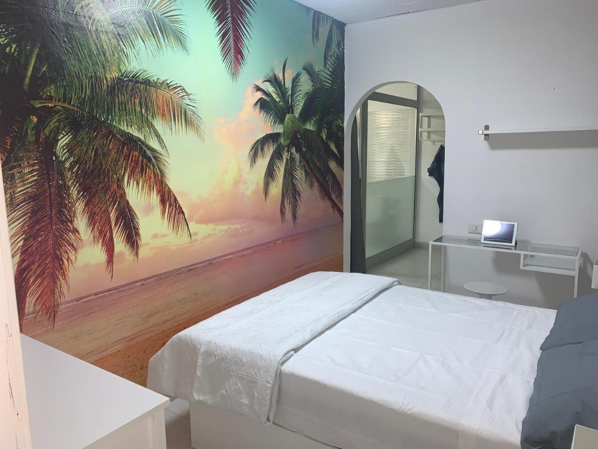 Homestay In Shared In Cristianos In Front Of The Playa Vistas