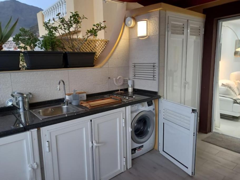 Con Impresionantes Vistas Y Piscina Apartamento