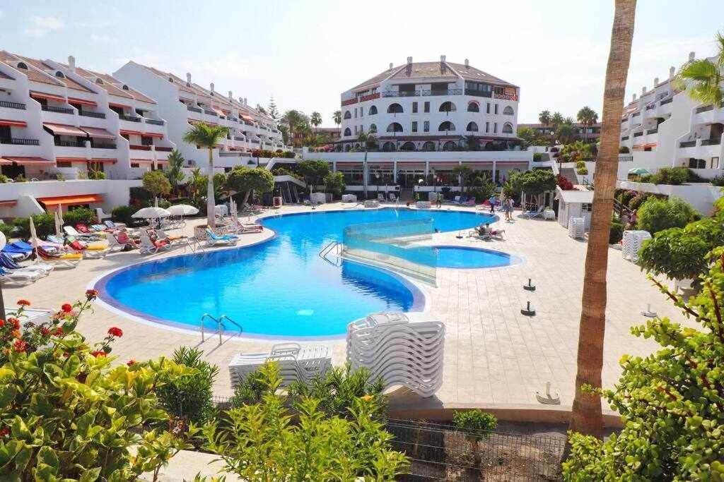 Parque Santiago I 222 By Tenerife & Sales * Playa de las Americas (Tenerife)