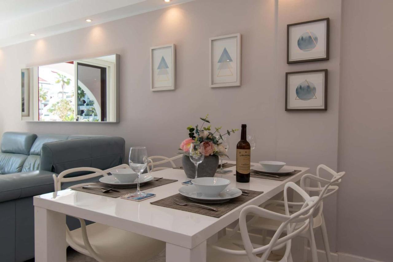 Park Santiago Iv 181 - Two Bed With Pool And Sea View * Playa de las Americas (Tenerife)