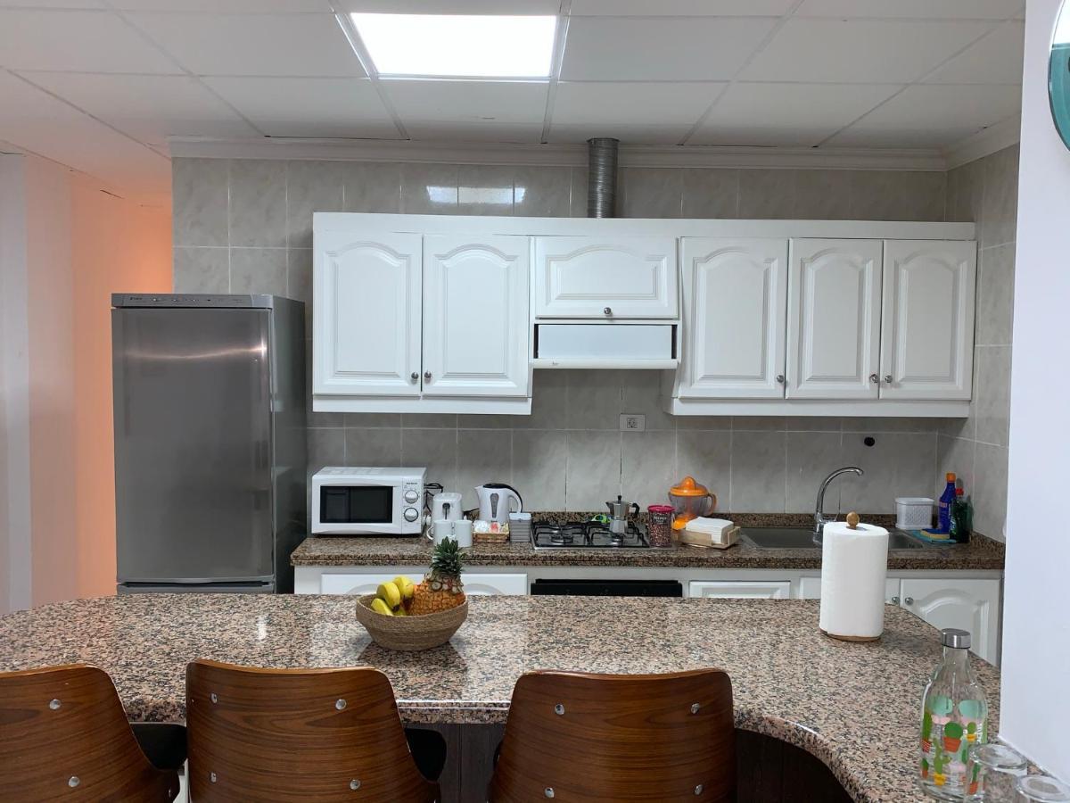 Homestay In Shared In Cristianos In Front Of The Playa Vistas