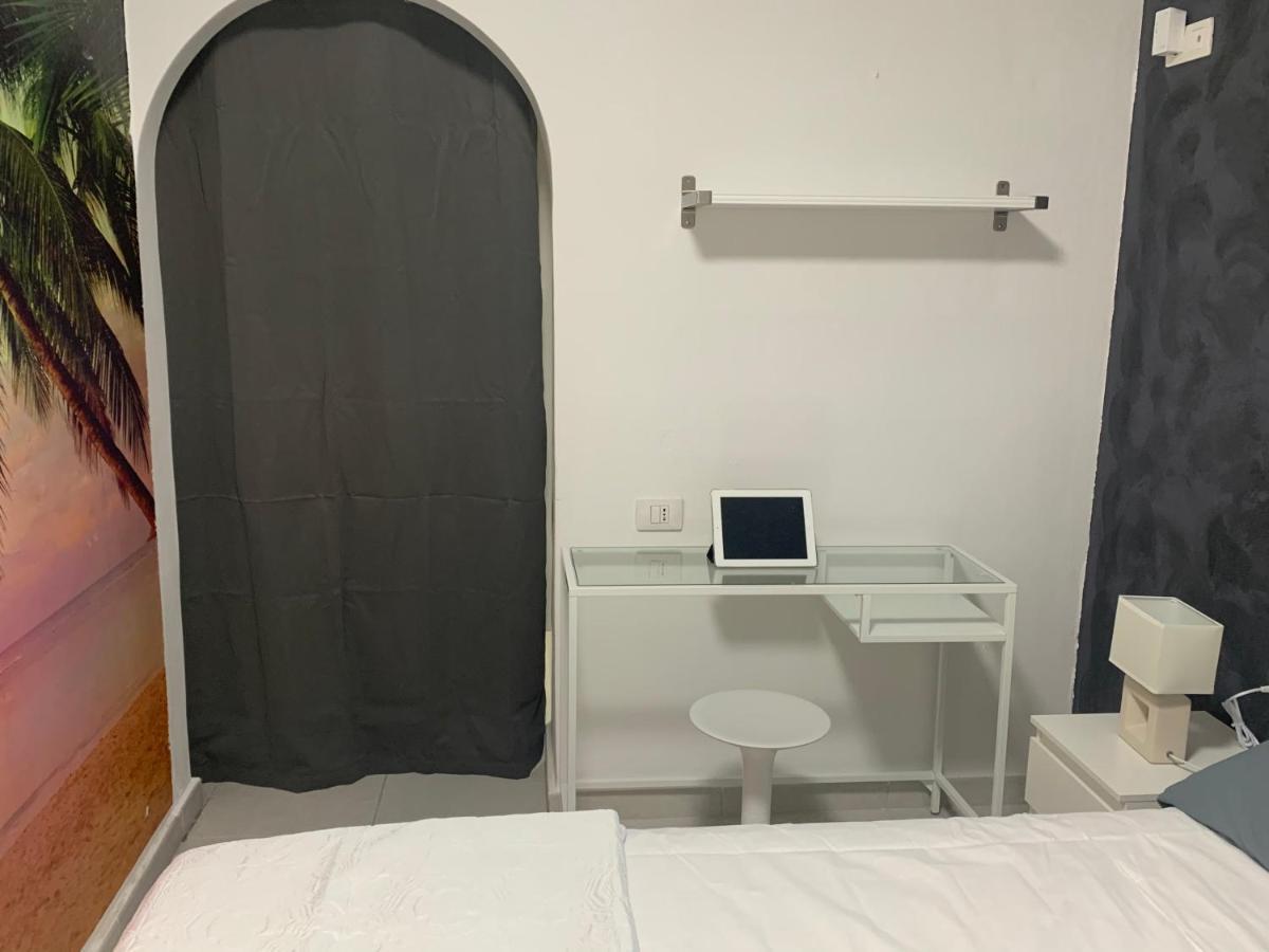 Homestay In Shared In Cristianos In Front Of The Playa Vistas