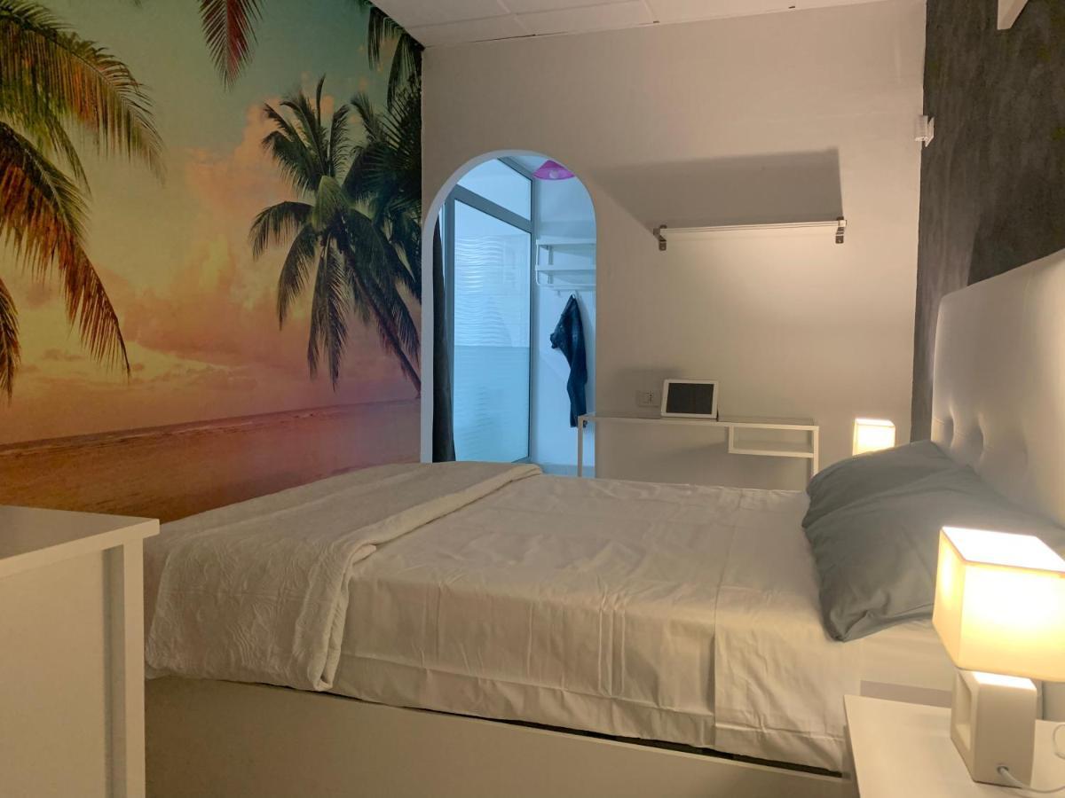 In Shared In Cristianos In Front Of The Playa Vistas Homestay