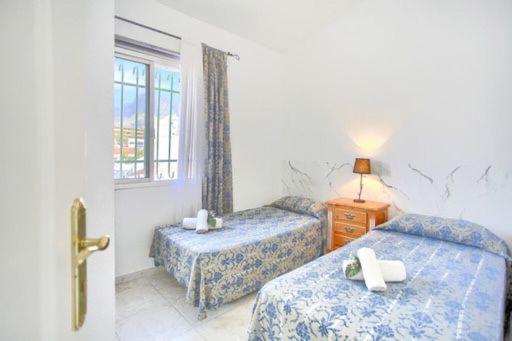 Beach Playa Las Americas, Palo Blanco 3 *