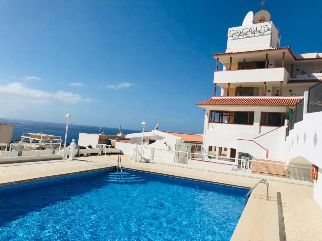 Cristianos, Vistas Al Mar Apartment