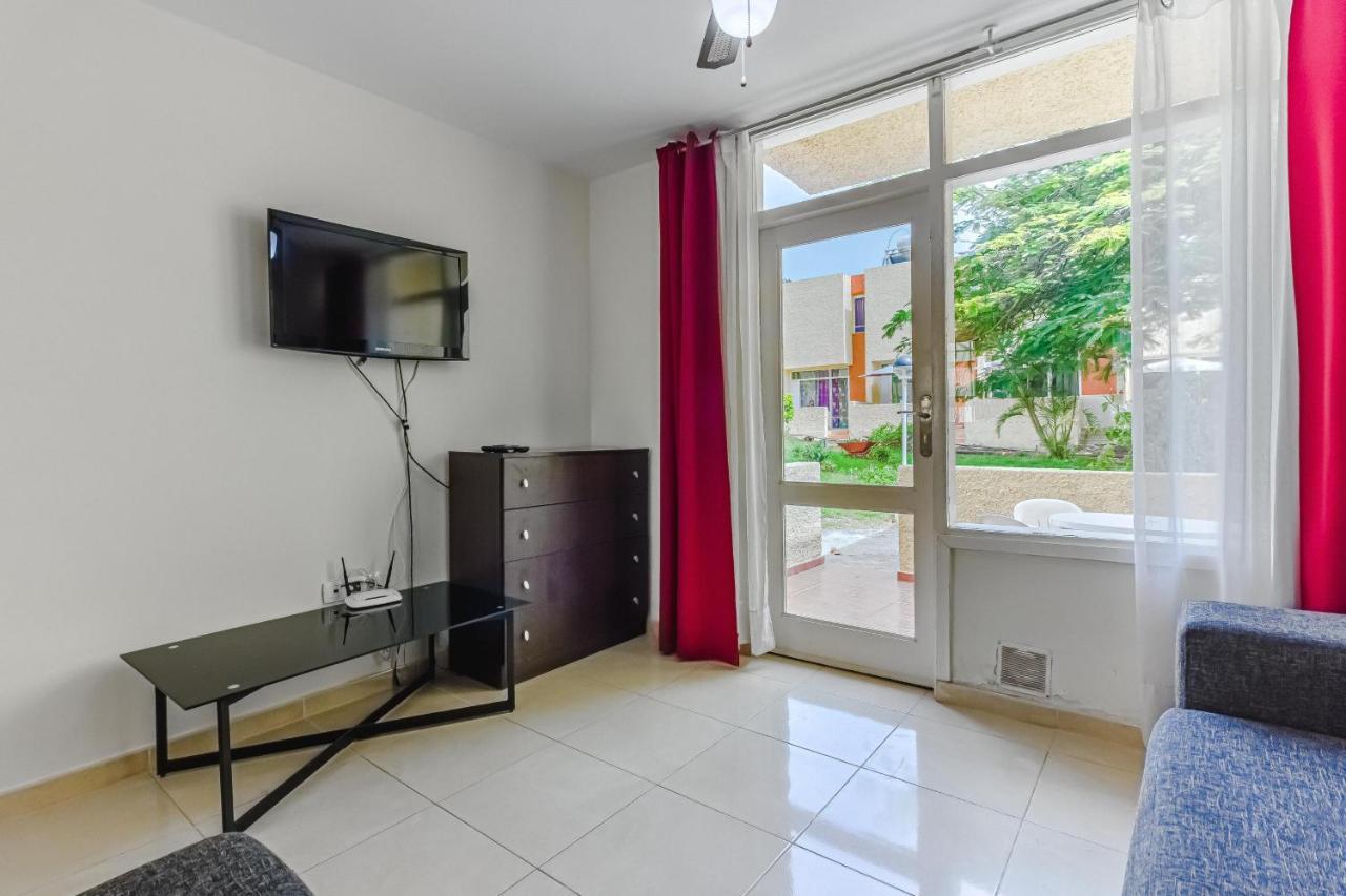 2 Level Apartment, El Cortijo, Americas La45 Apartamento