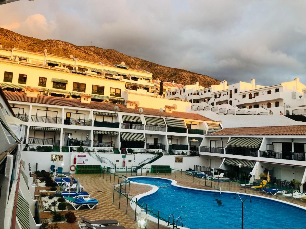 Aircon Cristianos, Quiet Zone, Chipeque Apartment *