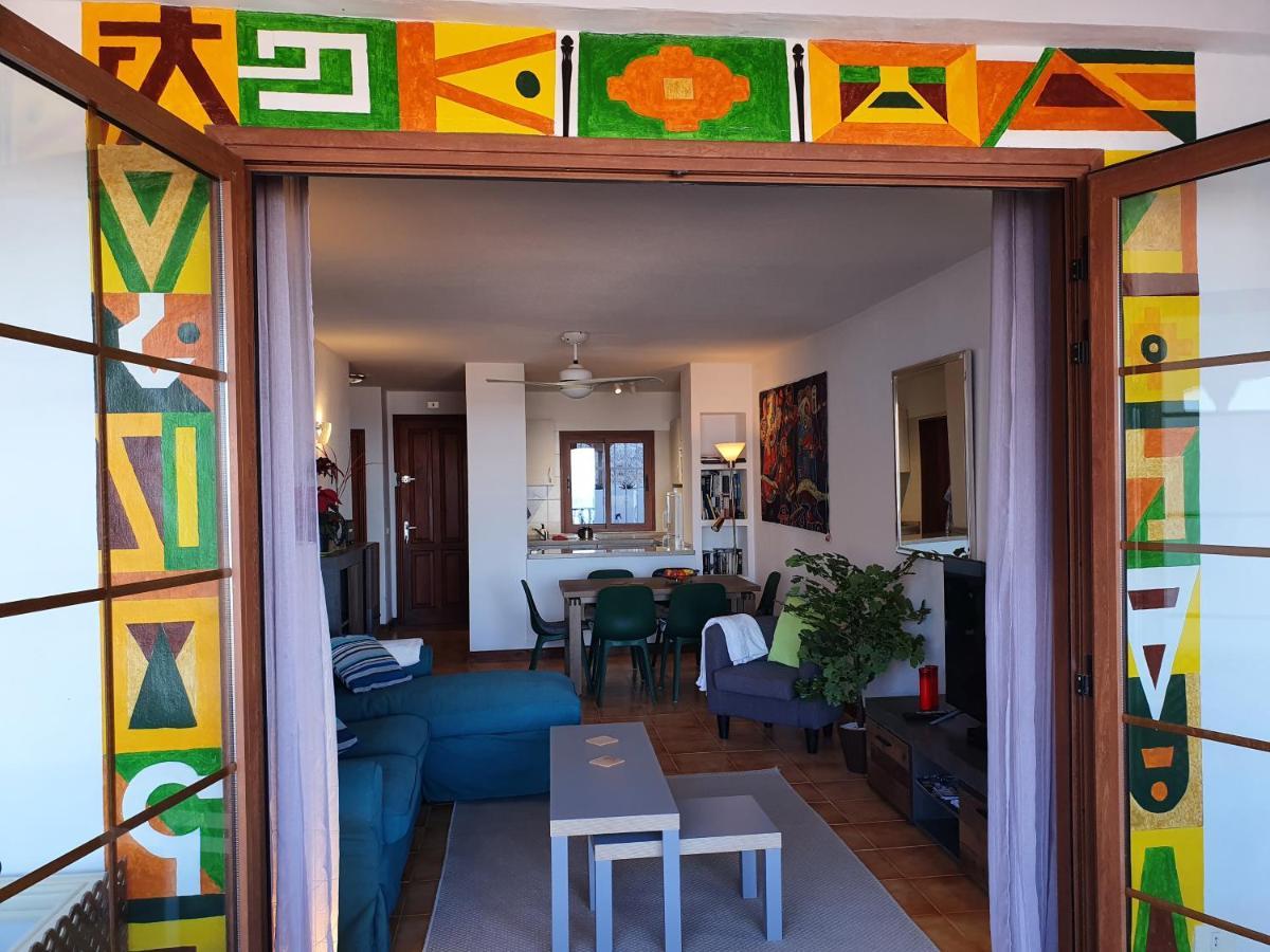Apartamento Penthouse De Roca In Poblado Marinero