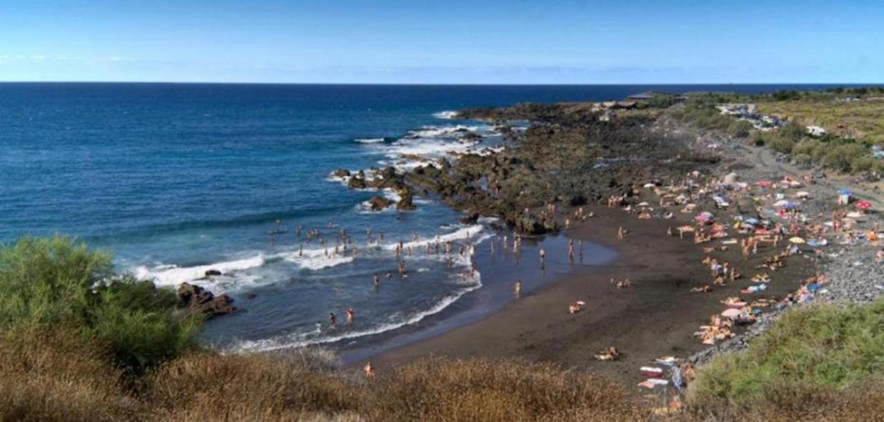Casa Totalmente Renovada En Zona Muy Tranquila!!! Vistas Al Mar Y Montana