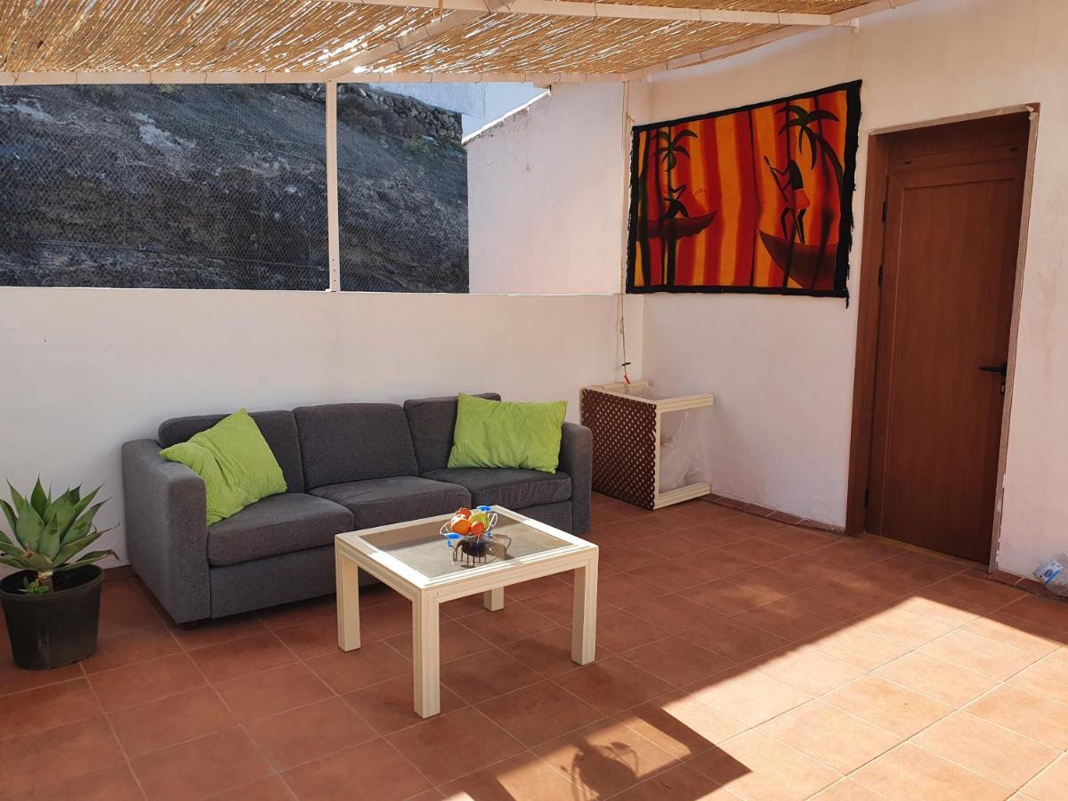 Penthouse De Roca In Poblado Marinero Apartment *