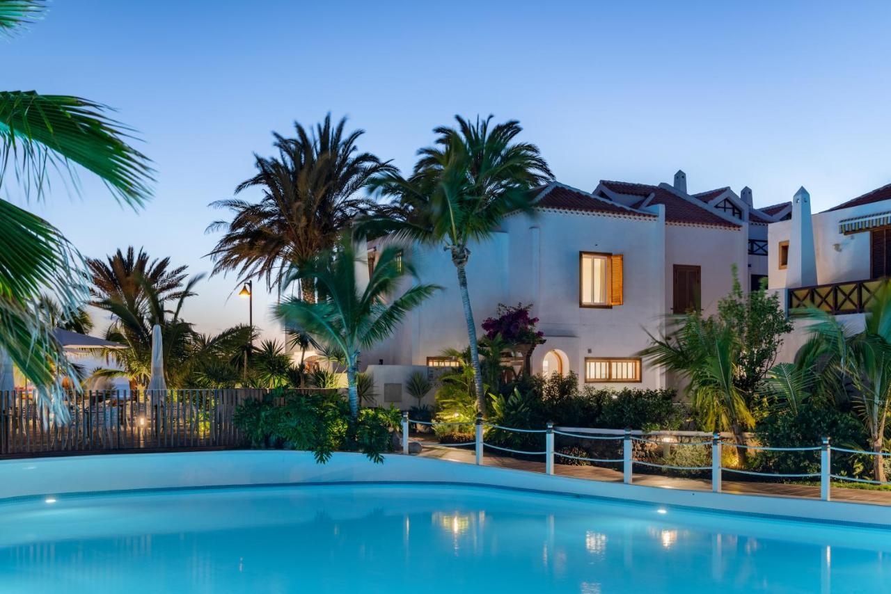 Villas Parque Santiago Iii By Upper Luxury Housing Villa *