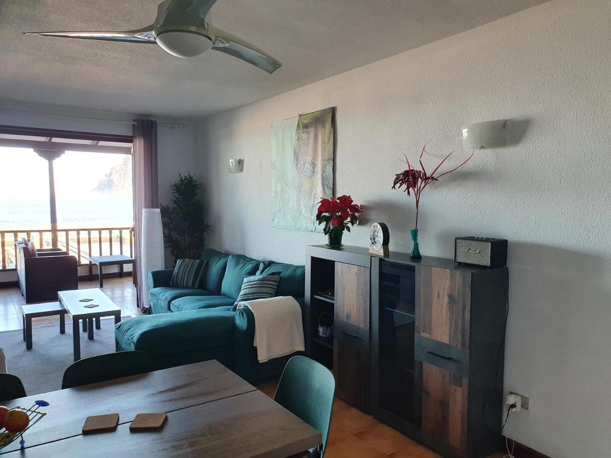 Penthouse De Roca In Poblado Marinero Apartment Acantilado de los Gigantes