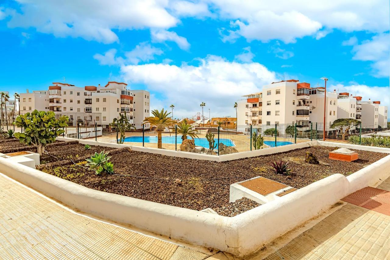 Luxury 3 Bedroom Perla Del Mar Apartment