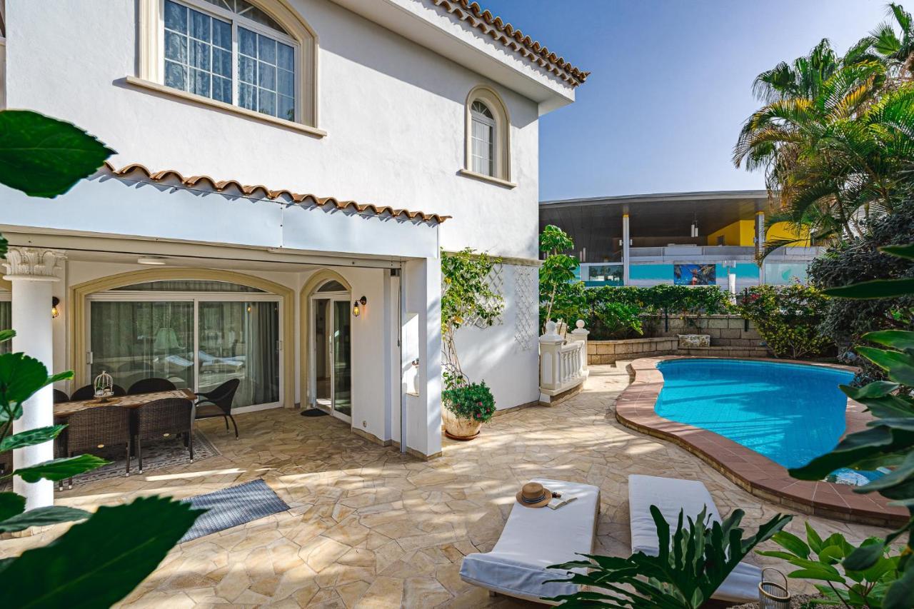 Luxury El Duque *