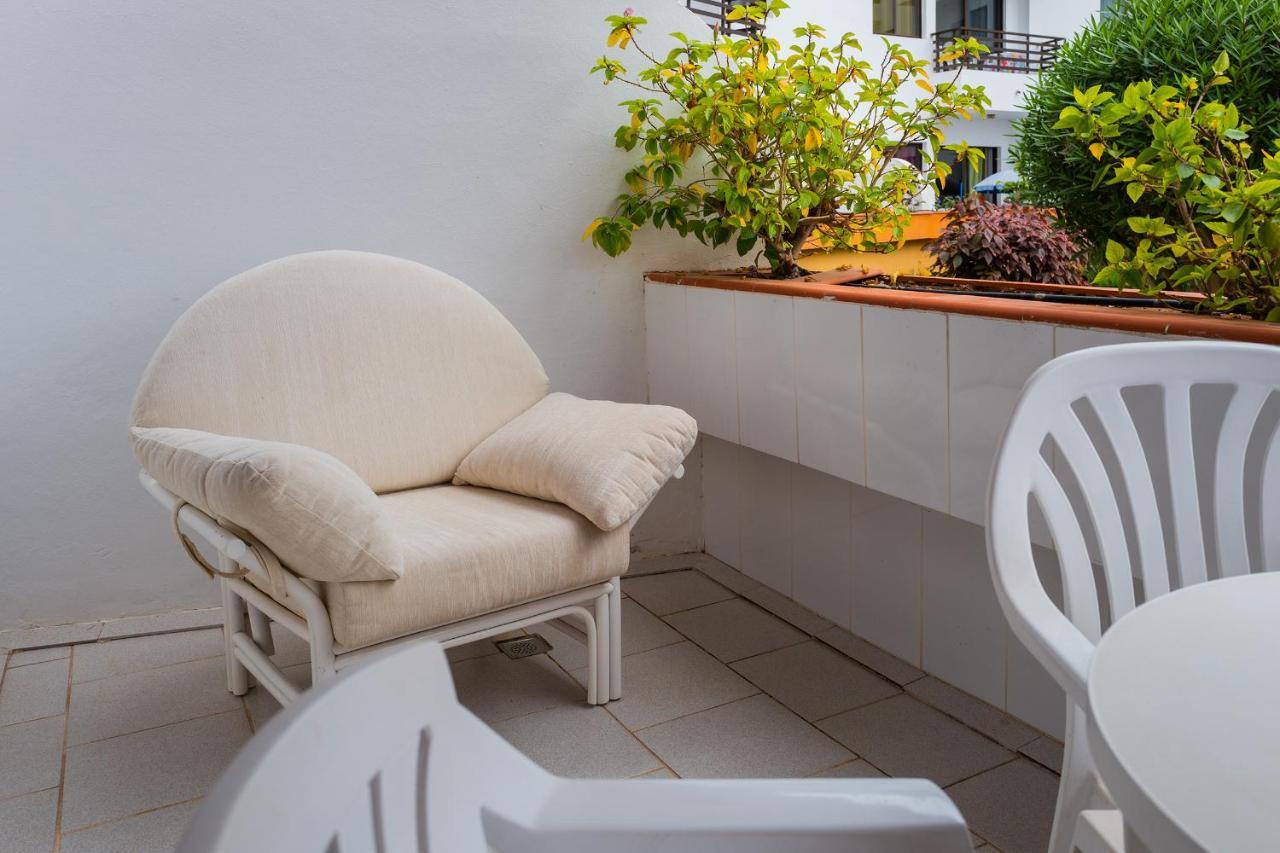 Apartment Seguro Spacious With Roomy Terrace