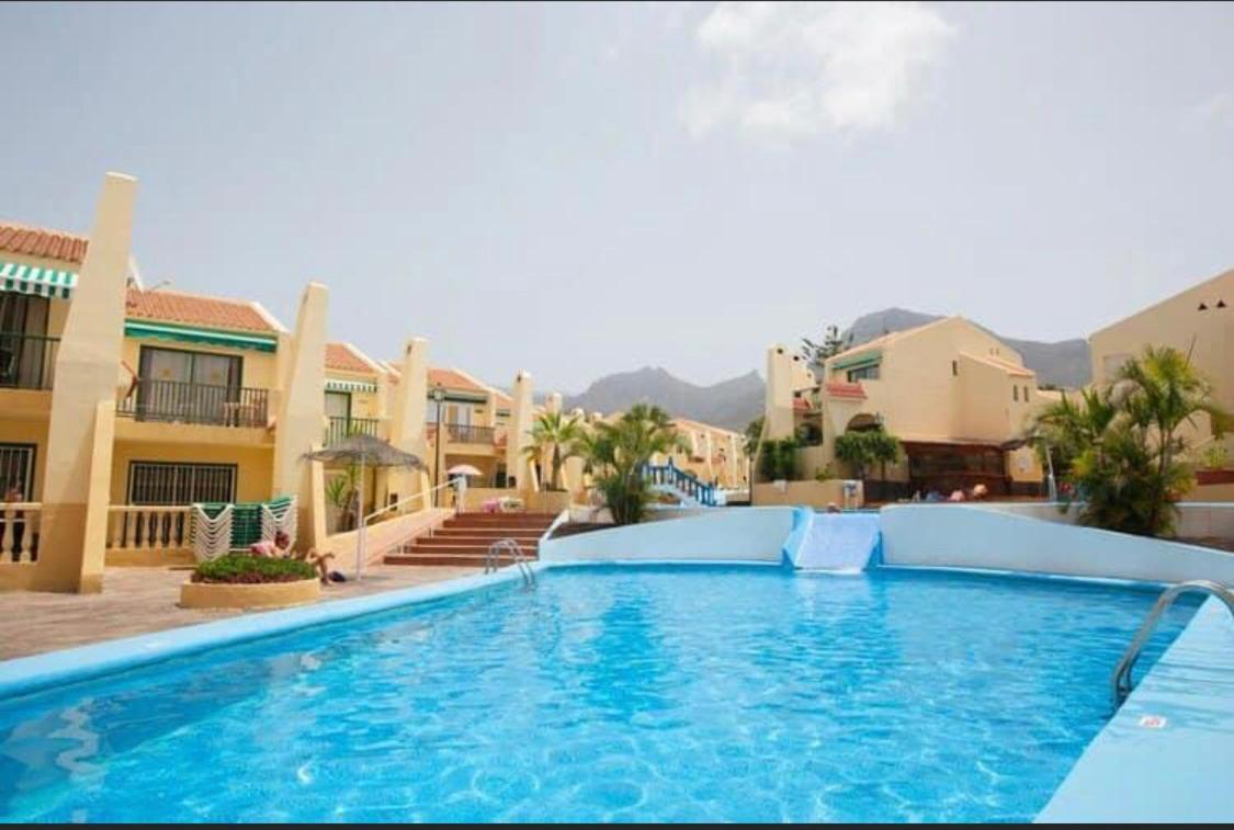 Appartement Luxury Fronte Piscina Mareverde A&v *
