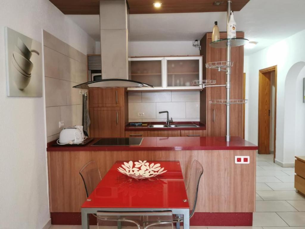 Apartment 2bed Pool View- San Eugenio *