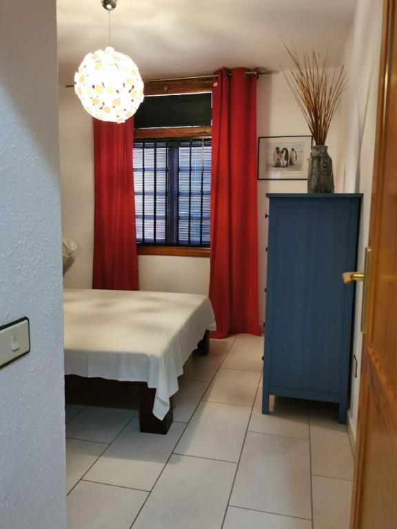 2bed Pool View- San Eugenio Costa Adeje (Tenerife)