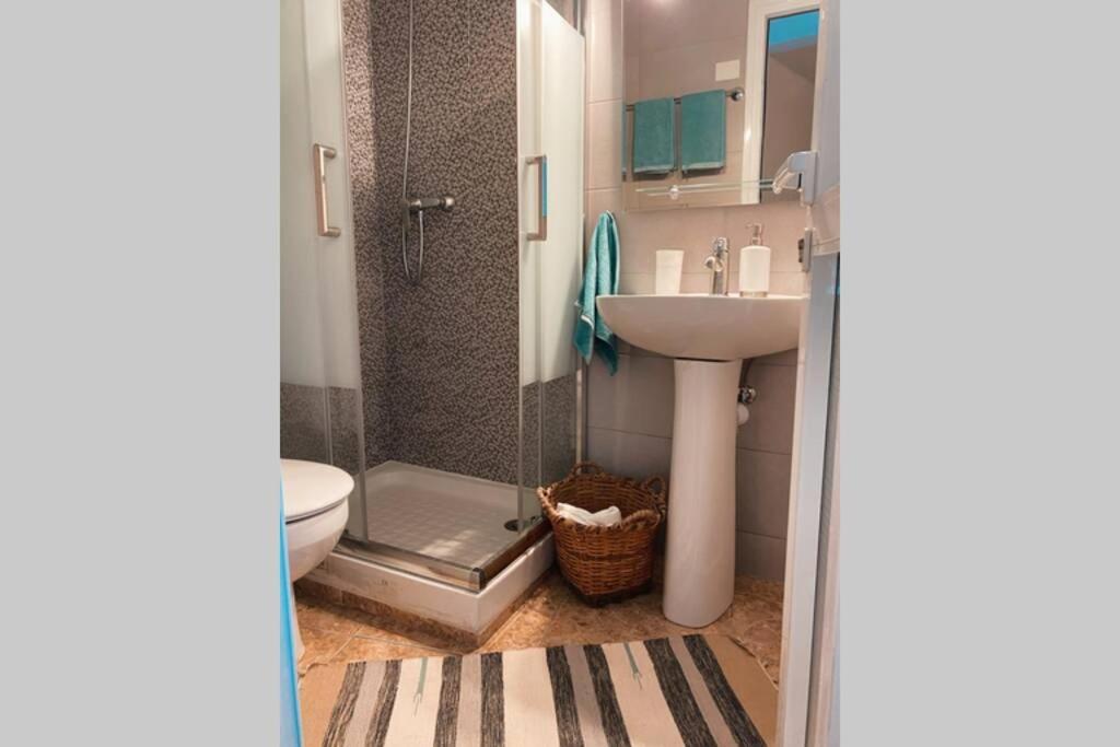 Apartment Large 90m2 Canary Apartment, View, Location ! *
