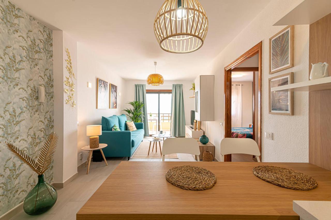 Elegant With Ocean Views Apartment